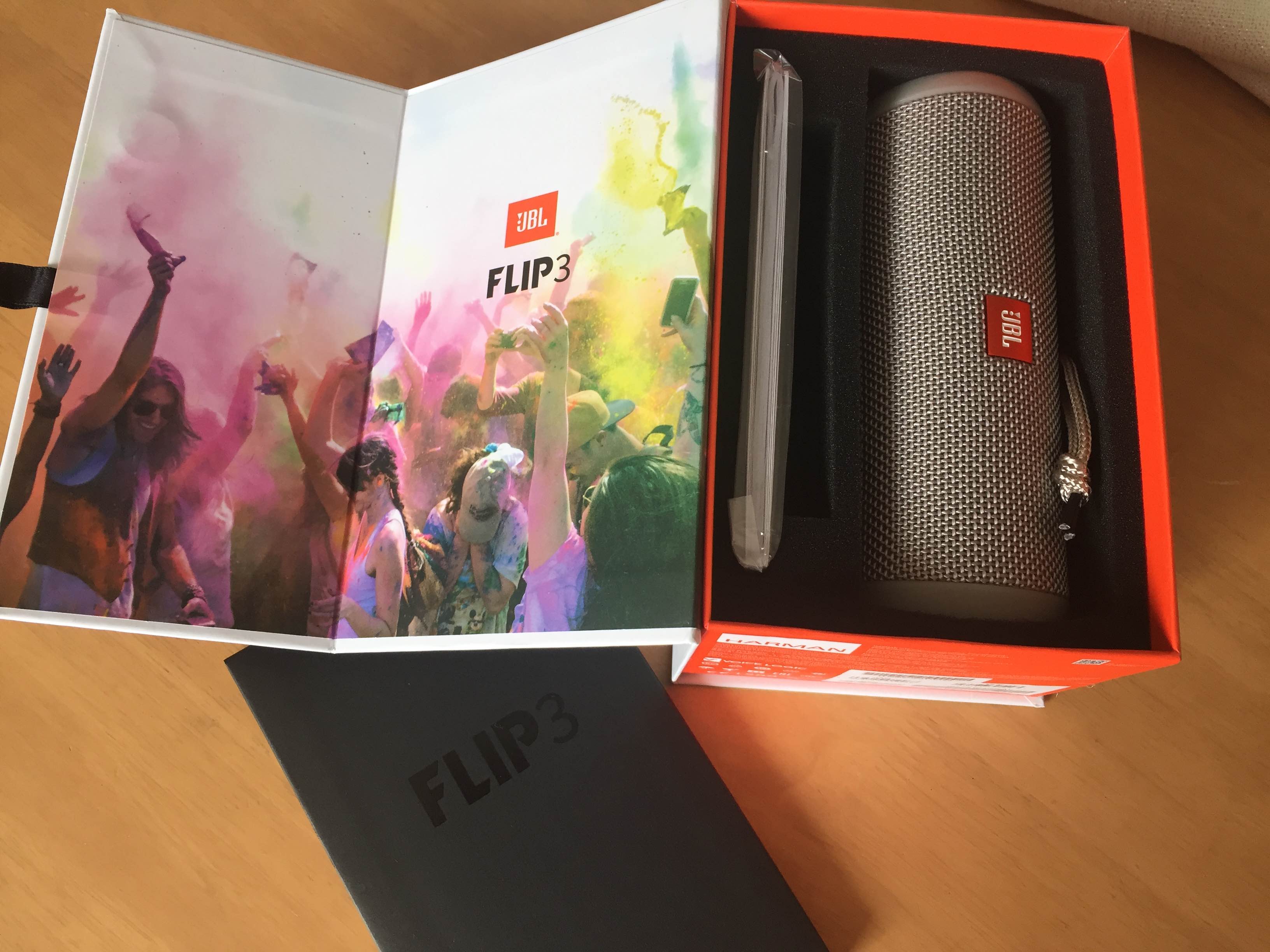 JBL Flip 3 Portable Bluetooth Speaker