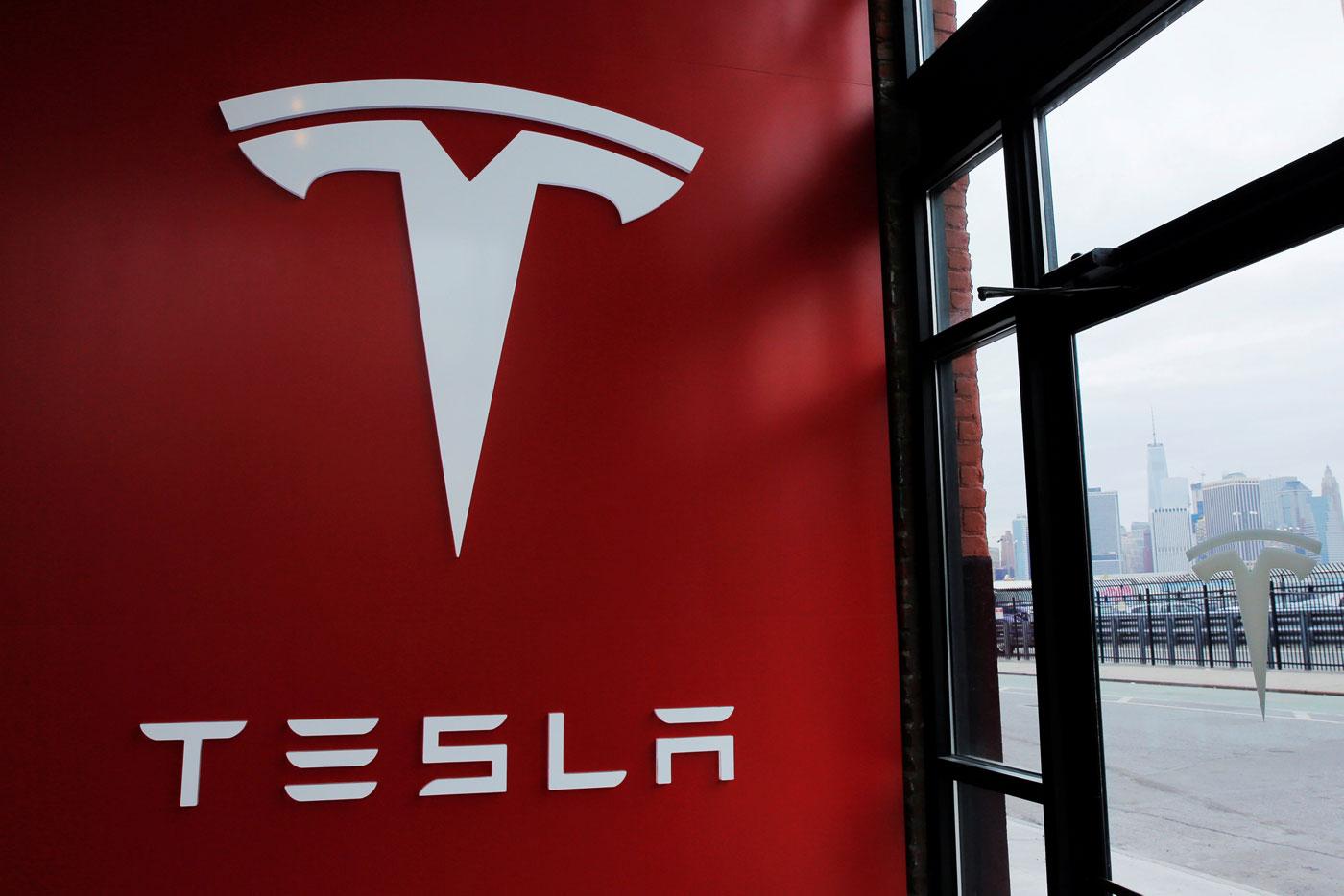 tesla store in New York City