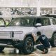 rivian r1s
